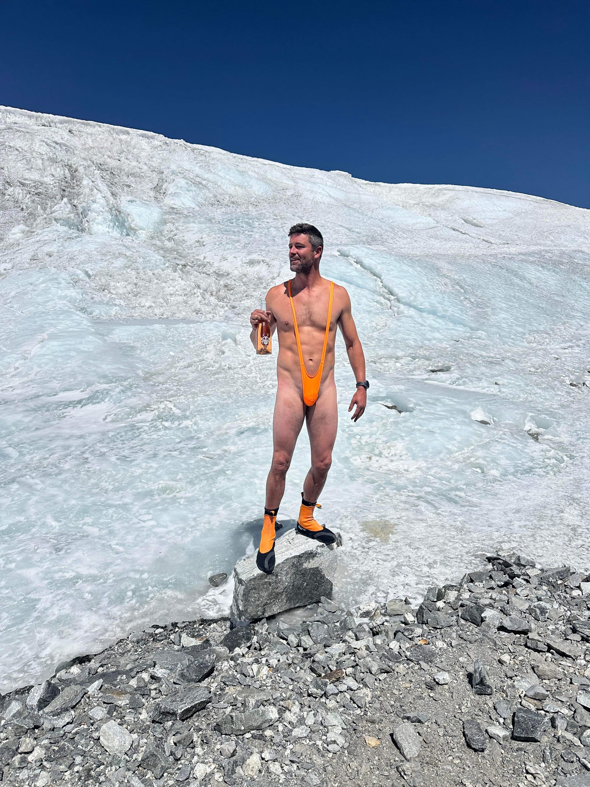 Bruce bares all on summit adventure