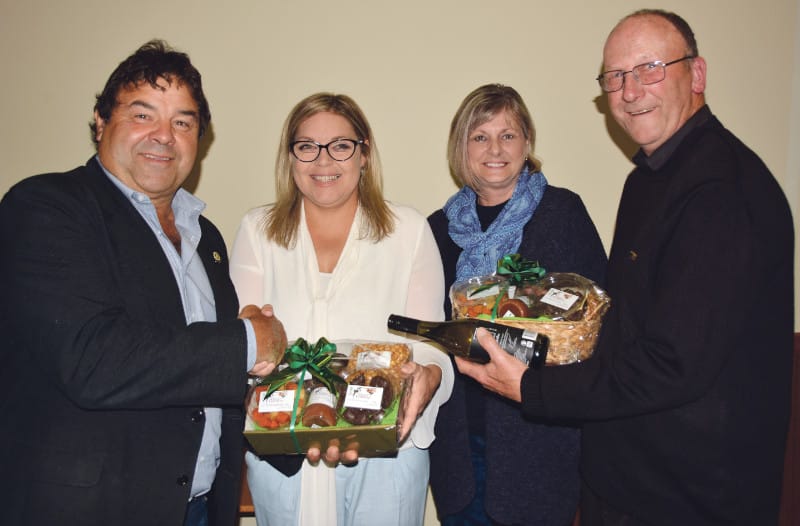 Lone Pine Agricultural Bureau donates $500 to Herd of Hope