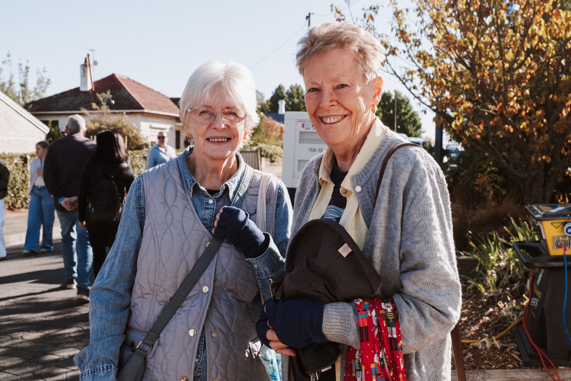 Thursday - Ziegenmarkt: Dorothy Lee of Angaston with Sandy Hoffmann of Tanunda.