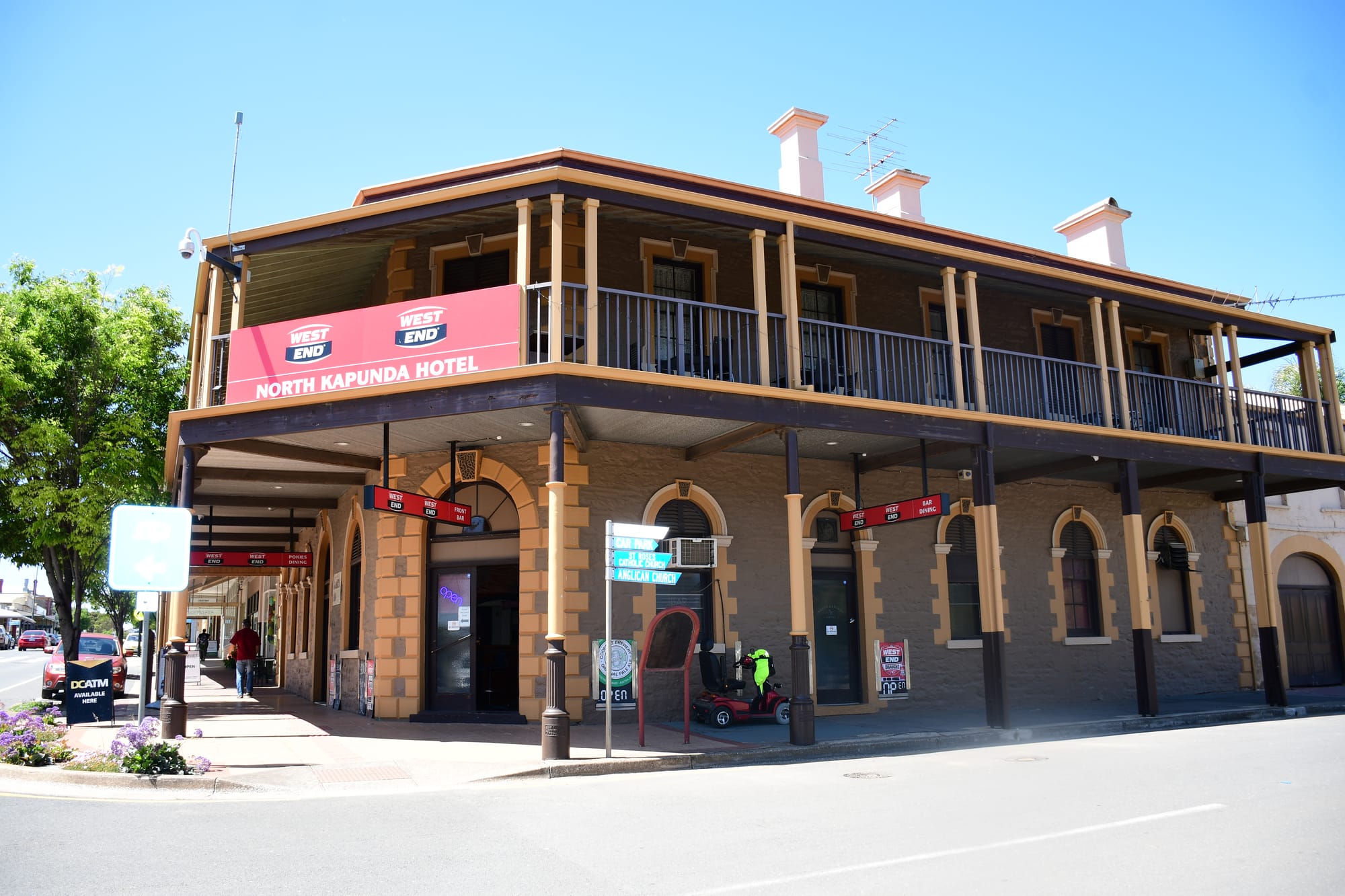 If you've got it, haunt it - North Kapunda Hotel celebrates 175 years
