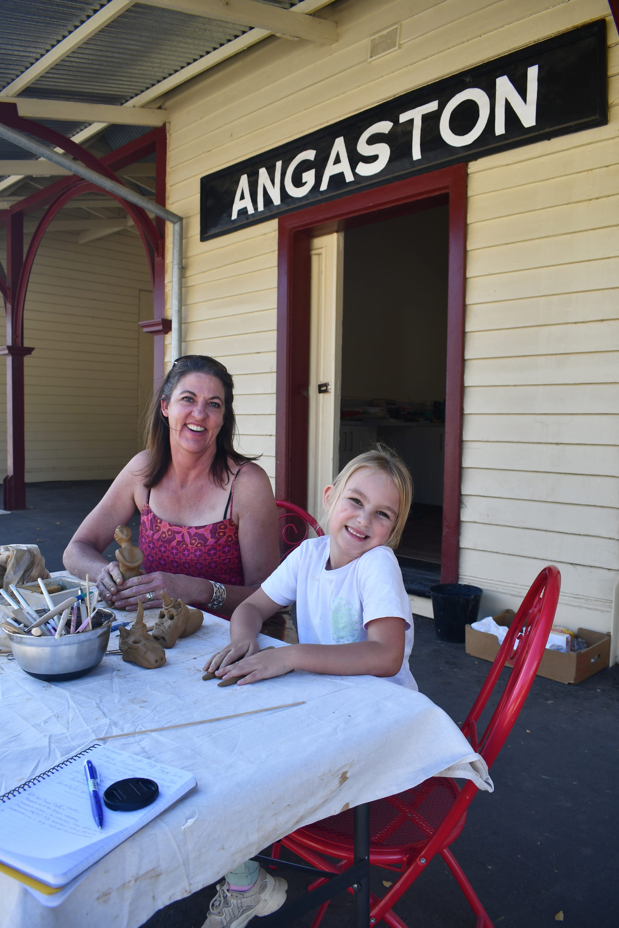 Helping sculpt future artists