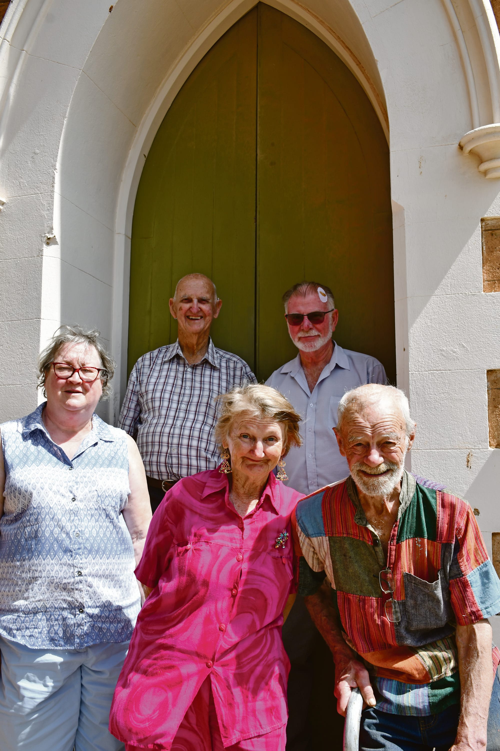 The early bird catches the worm at Kapunda Mega Garage Sales