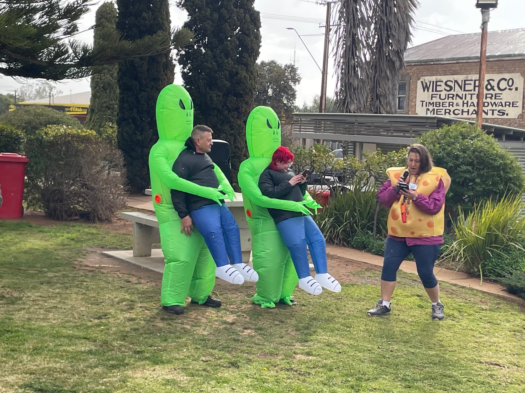'Extra-terrestrial' geocaching event at Eudunda