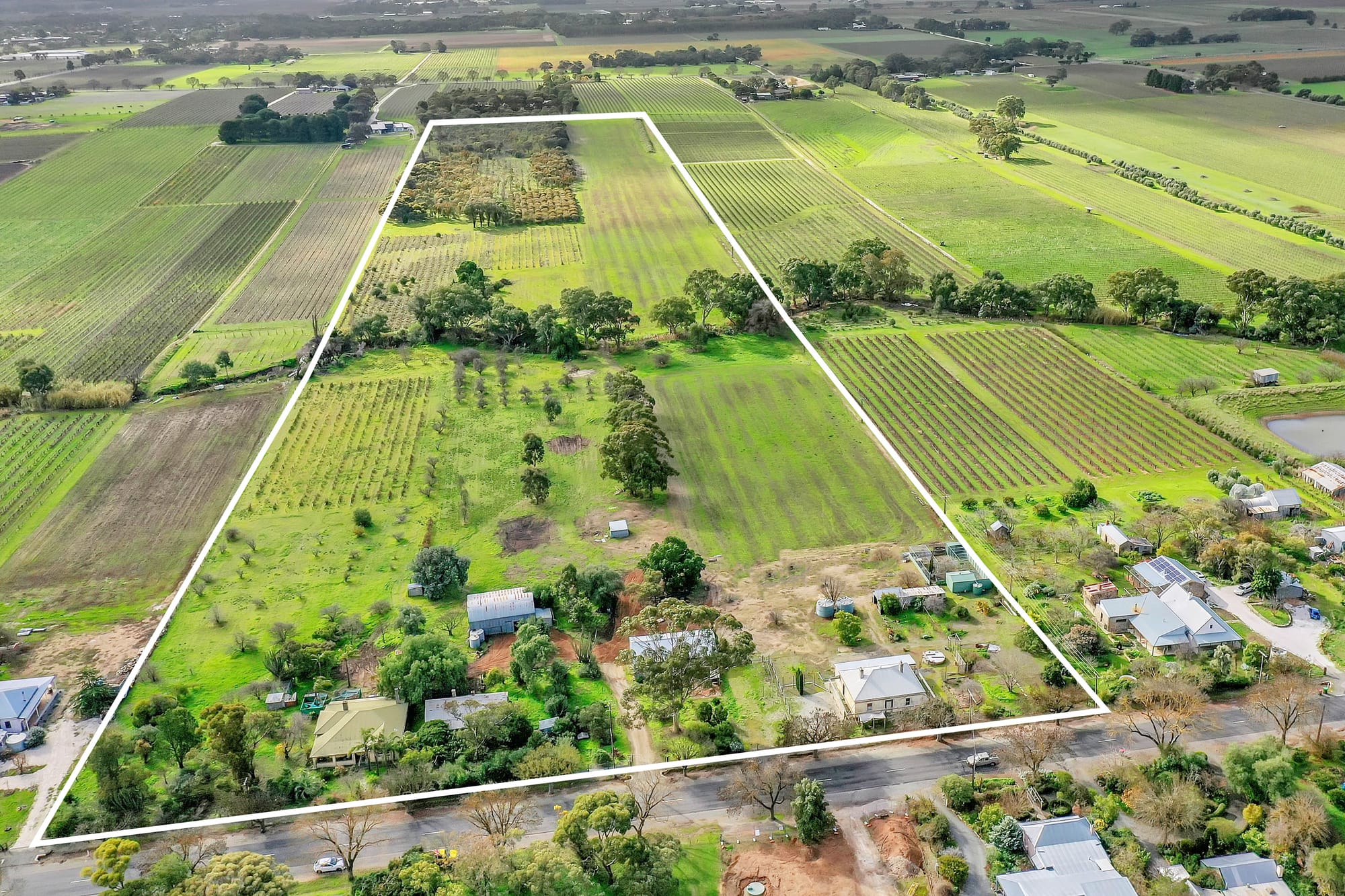 Lifestyle opportunity in Bethany