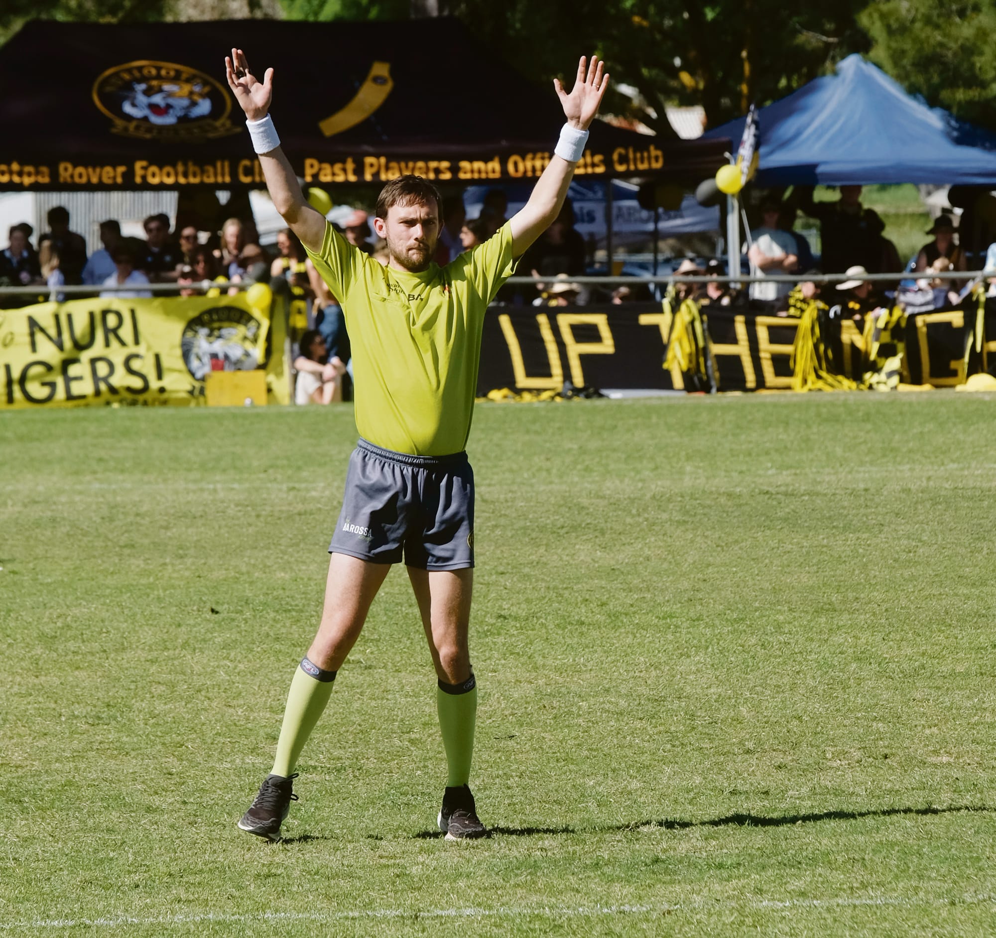 Umpires wanted for upcoming footy season