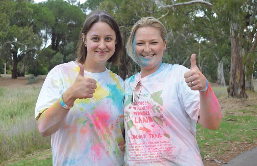 Thousands of people at Barossa Fringe on Tour
