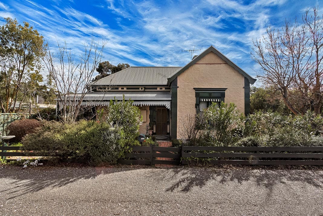 Charming character, central convenience