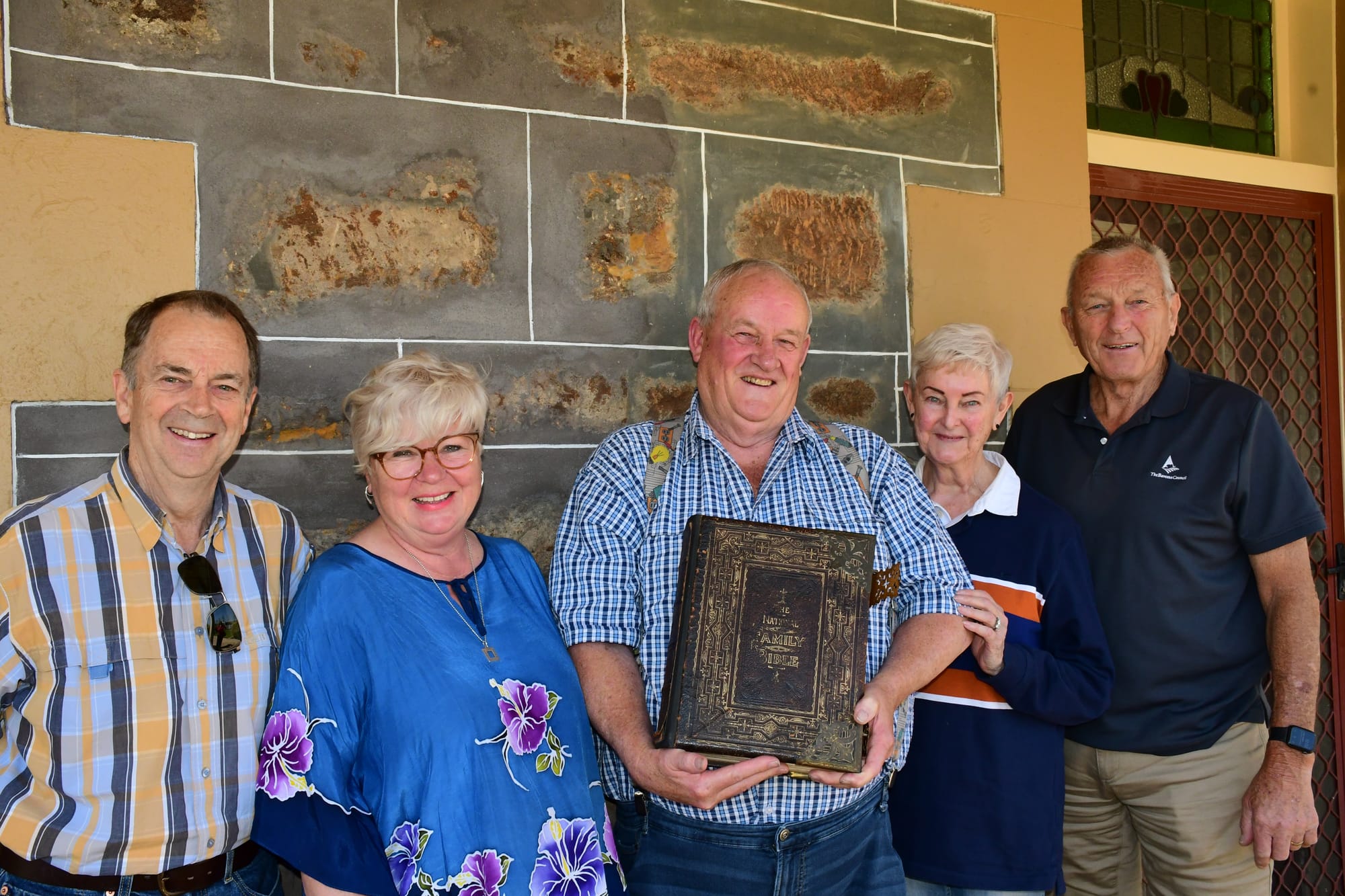 Coulthard family bible donated to Nuriootpa
