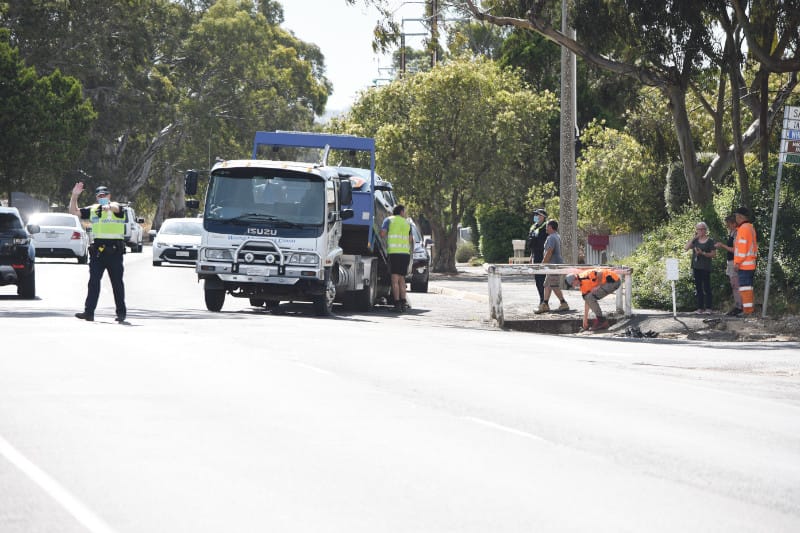 Eye-witness tells of yet another frightening crash at notorious Nuriootpa intersection... “He’s not going to stop”