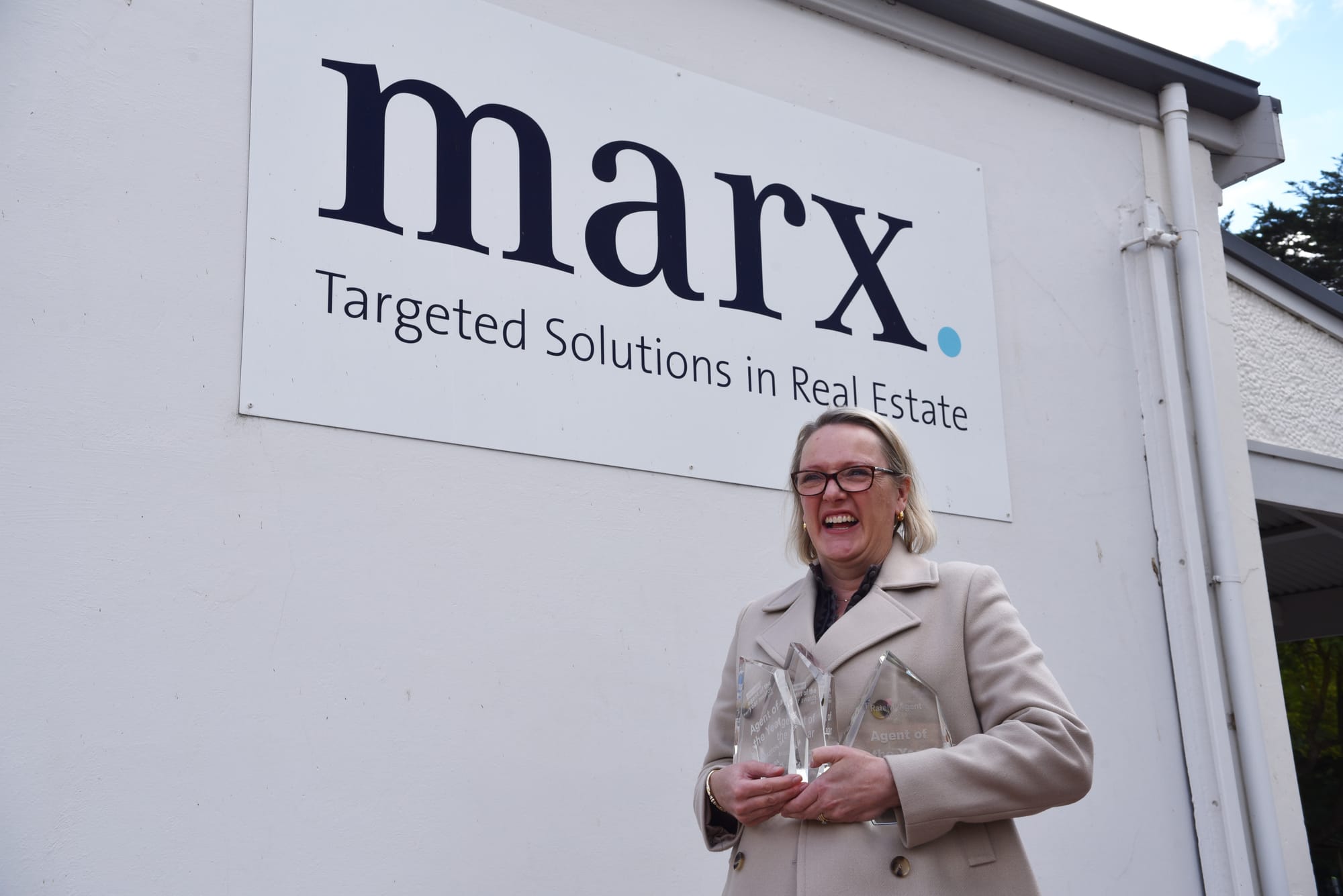 Award hat trick for Sara