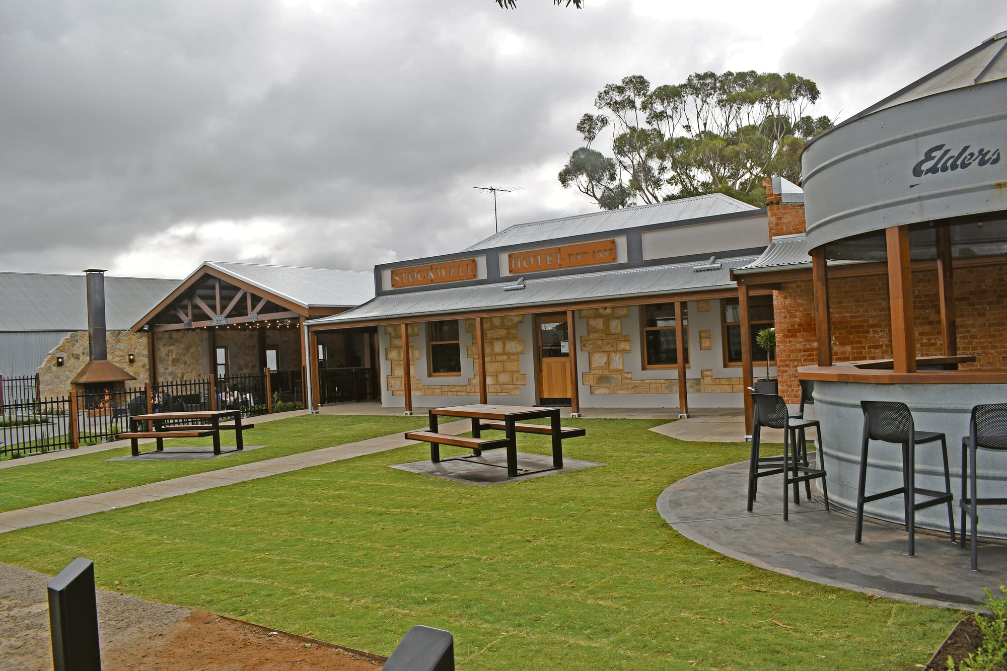 Stocky’s shock closure