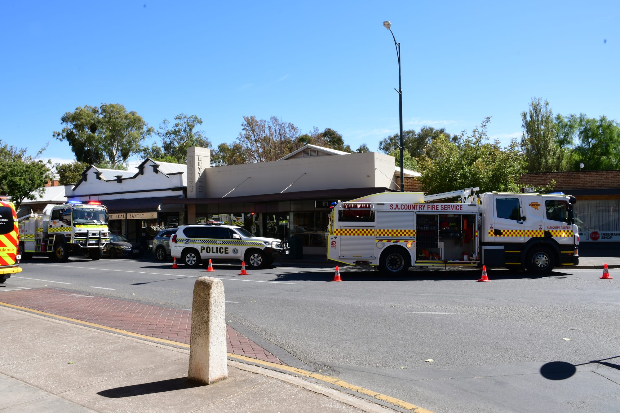 Evacuation at popular Angaston cafe