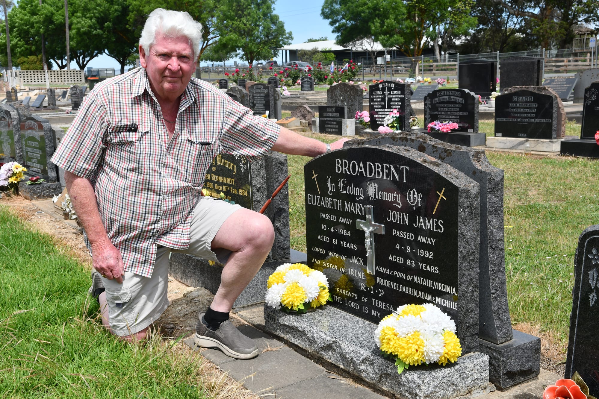 Growing concerns at cemetery