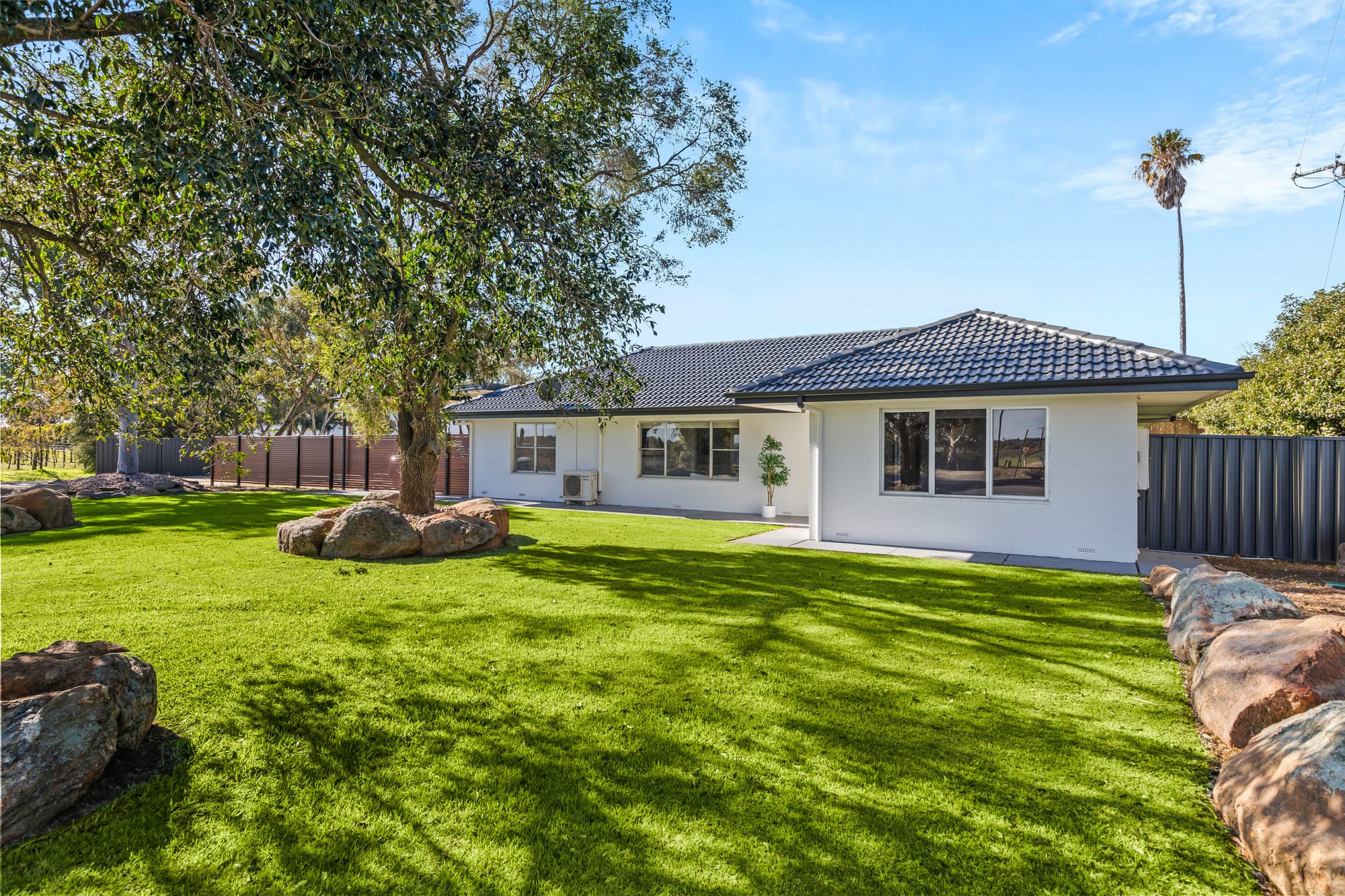 Contemporary Living with rural business potential