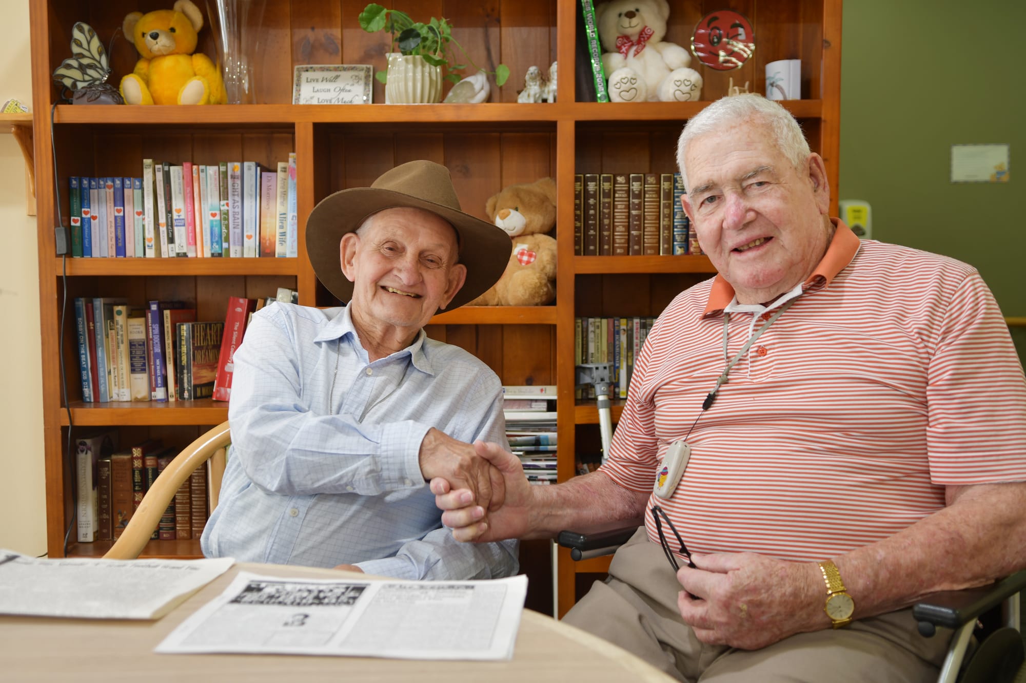Reuniting to chinwag about the Grand Final of 1963
