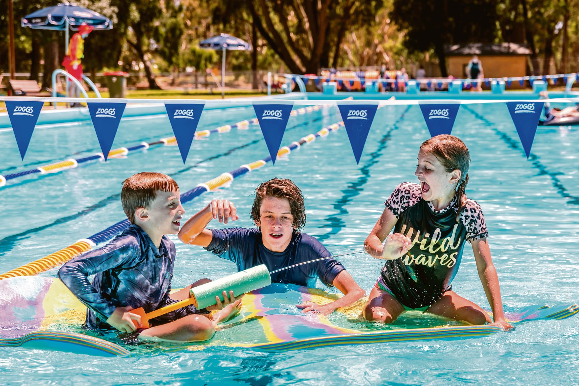 Cooling off at Nuri pool