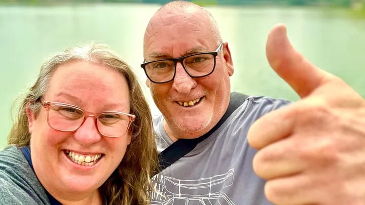 Siblings trapped in overseas medical crisis post image