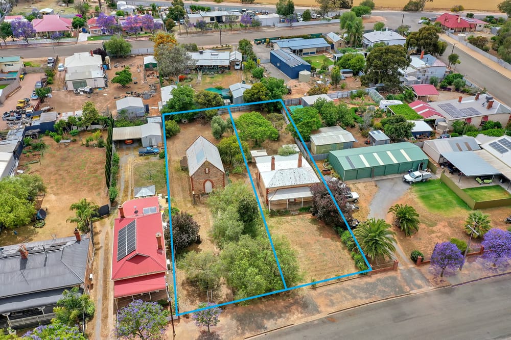 Historic dream for sale at Hamley Bridge post image