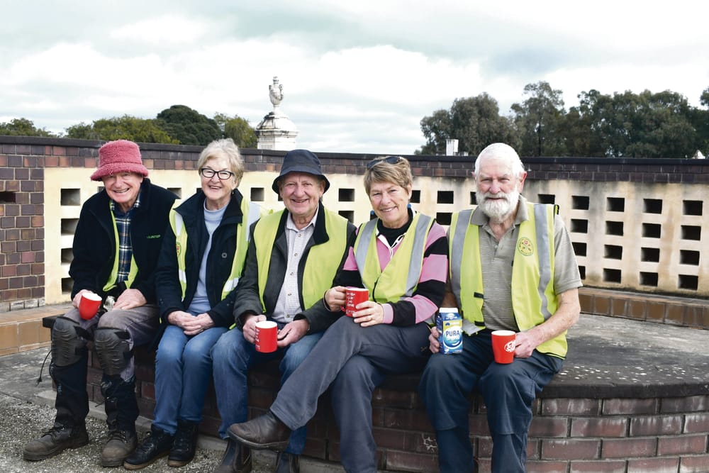 Kudos for local garden gurus post image