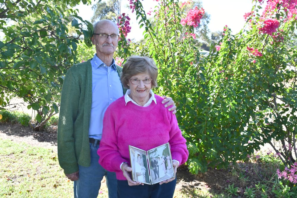 Bev and Peter get their 60th anniversary flowers post image