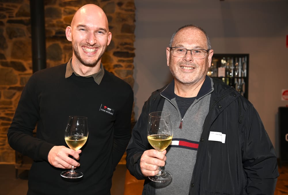 Reilly's II Greenock host Barossa Circle post image