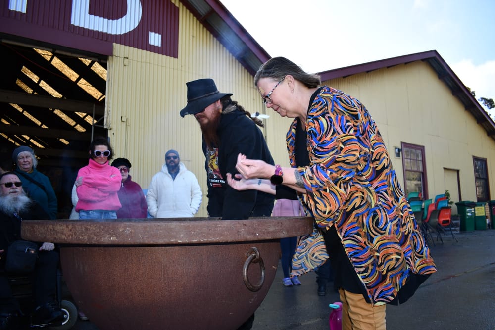 Reverent NAIDOC week gathering held at Barossa Farmers’ Market post image