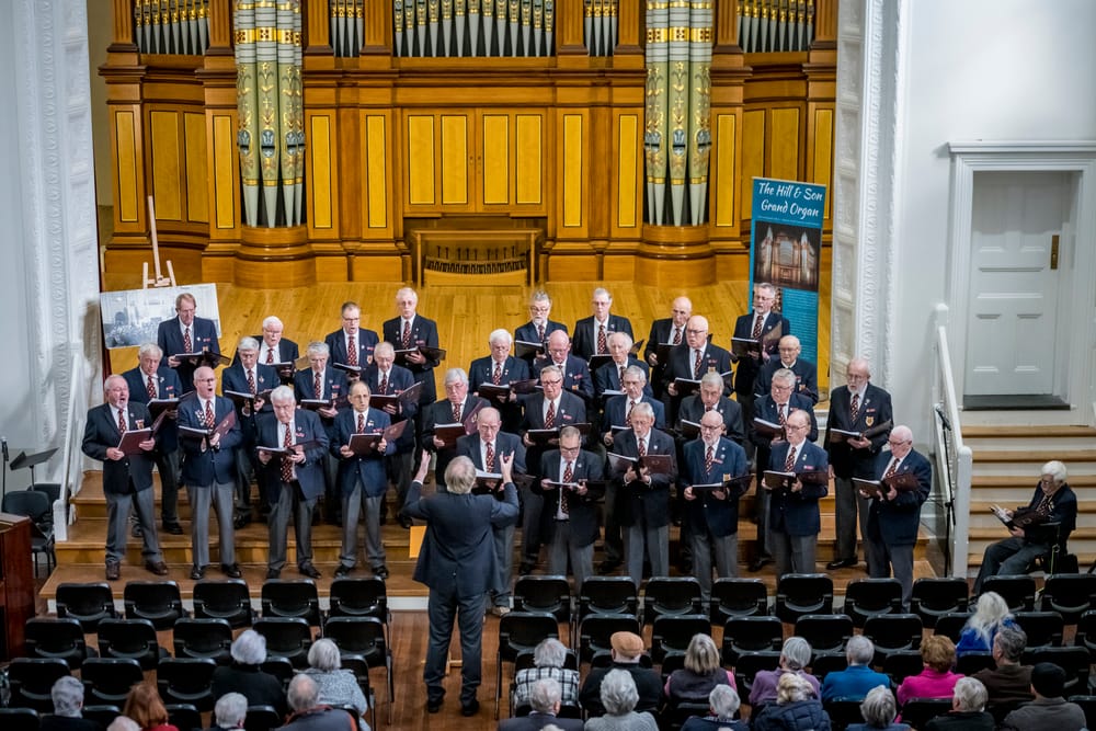 Tanunda Liedertafel lights up the stage post image