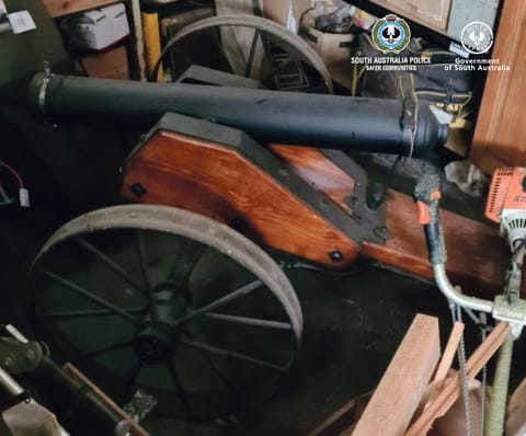 Firearms and weapons seized at Kapunda post image