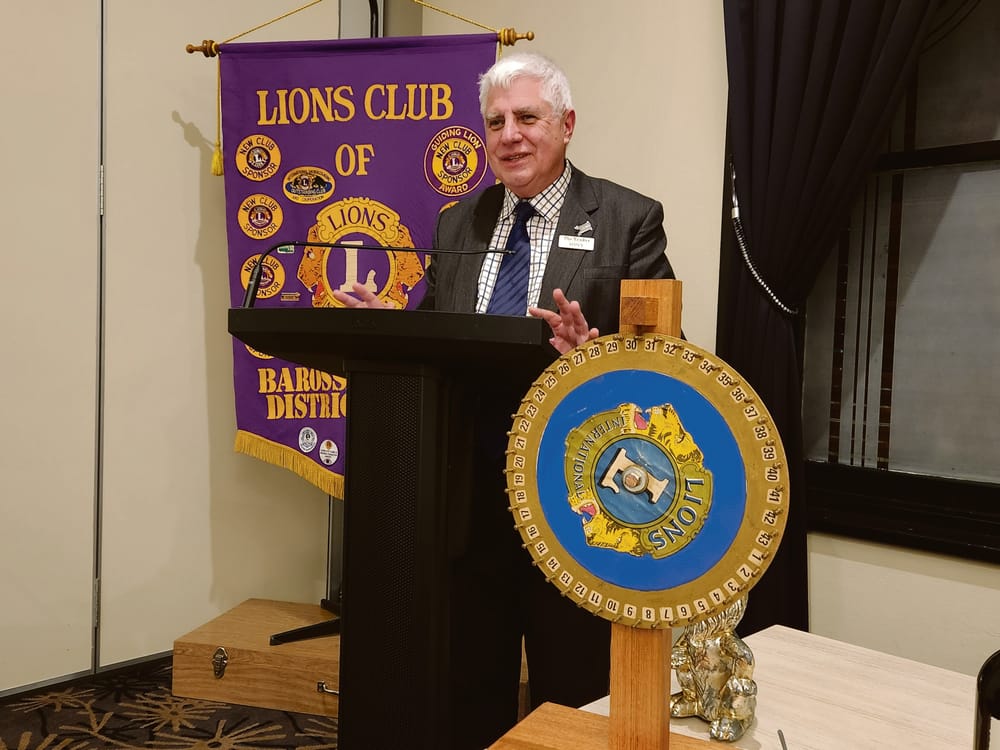 Barossa Valley Lions members learn about the life of a newspaperman post image