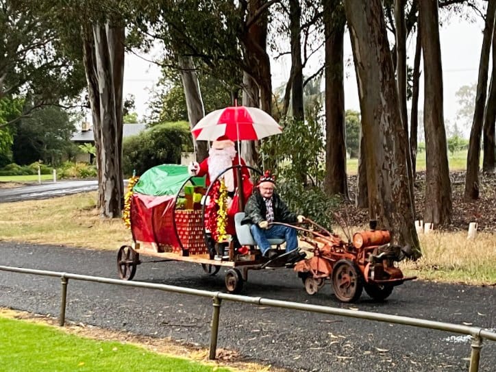 Rain didn’t stop Bethany’s Christmas Party post image