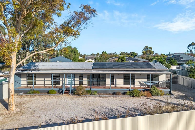 Contemporary Comfort in a Private Retreat Setting post image