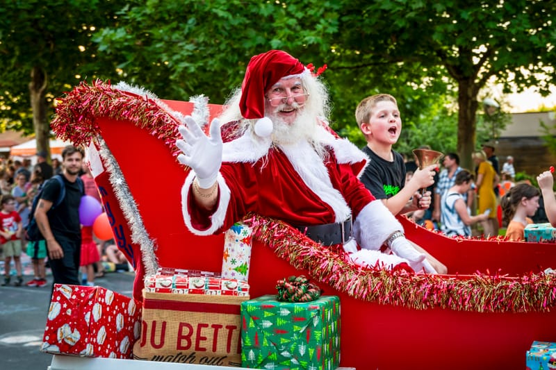 Santa Sleighs parade post image