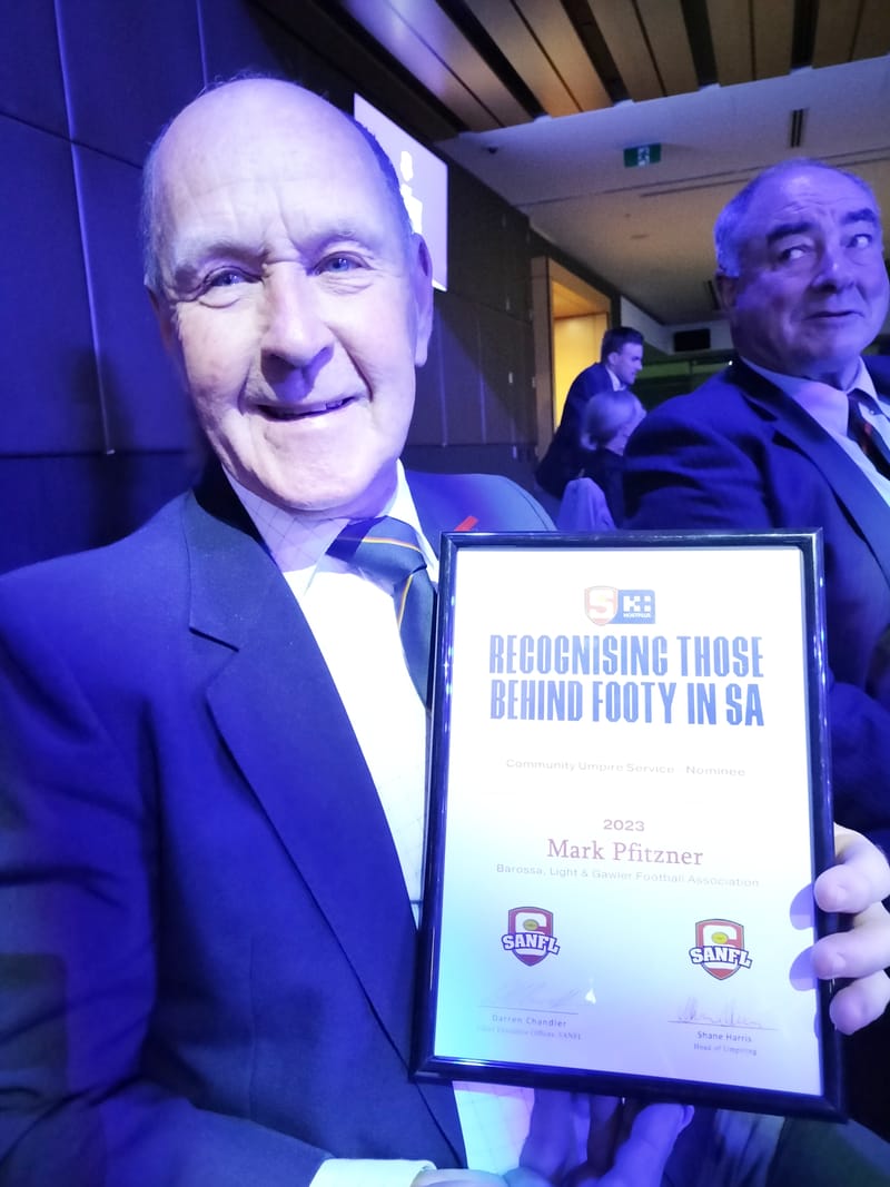 Mark umpires 600 games post image