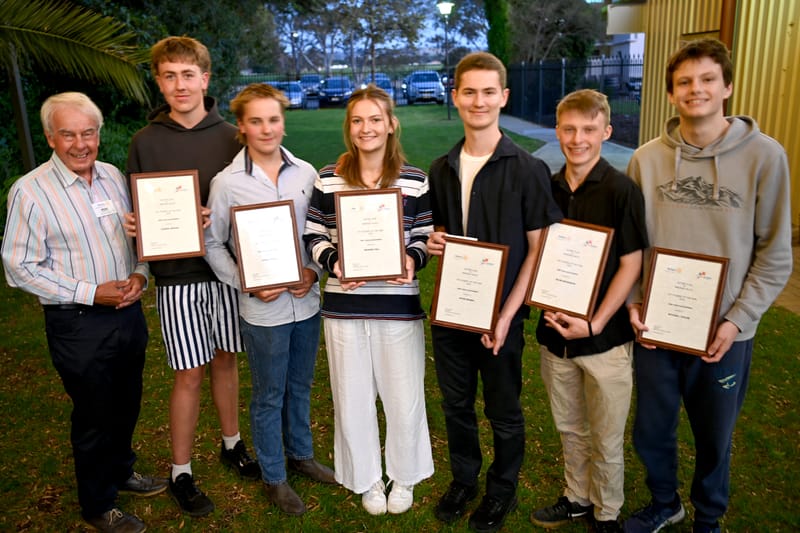 Zachary Seaton is VET Student of the Year post image