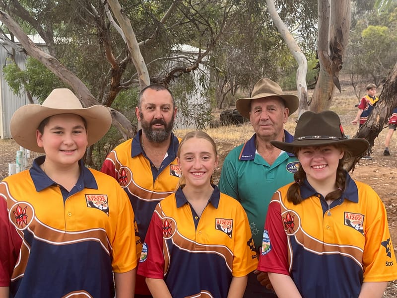 500 South Aussies head off for the time of their lives post image