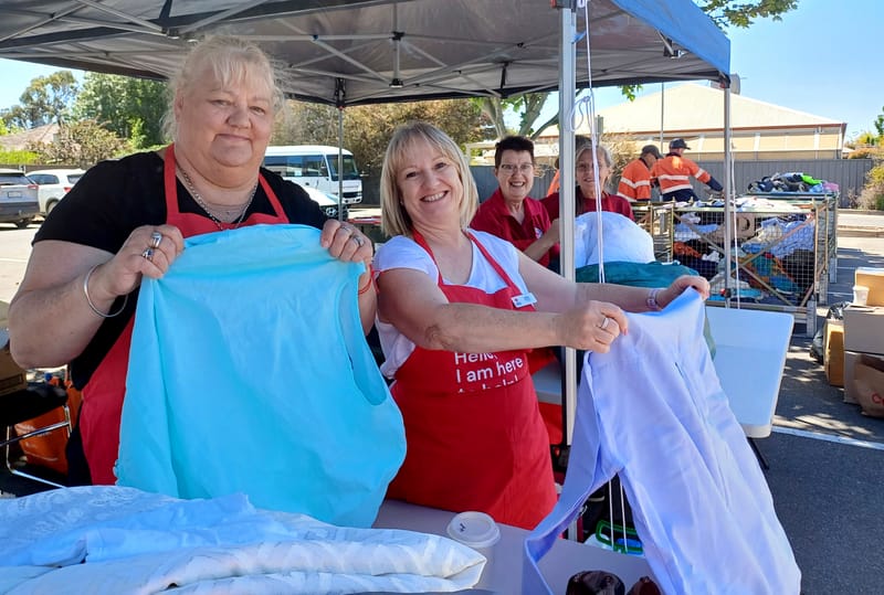 Barossans set their clothes free post image